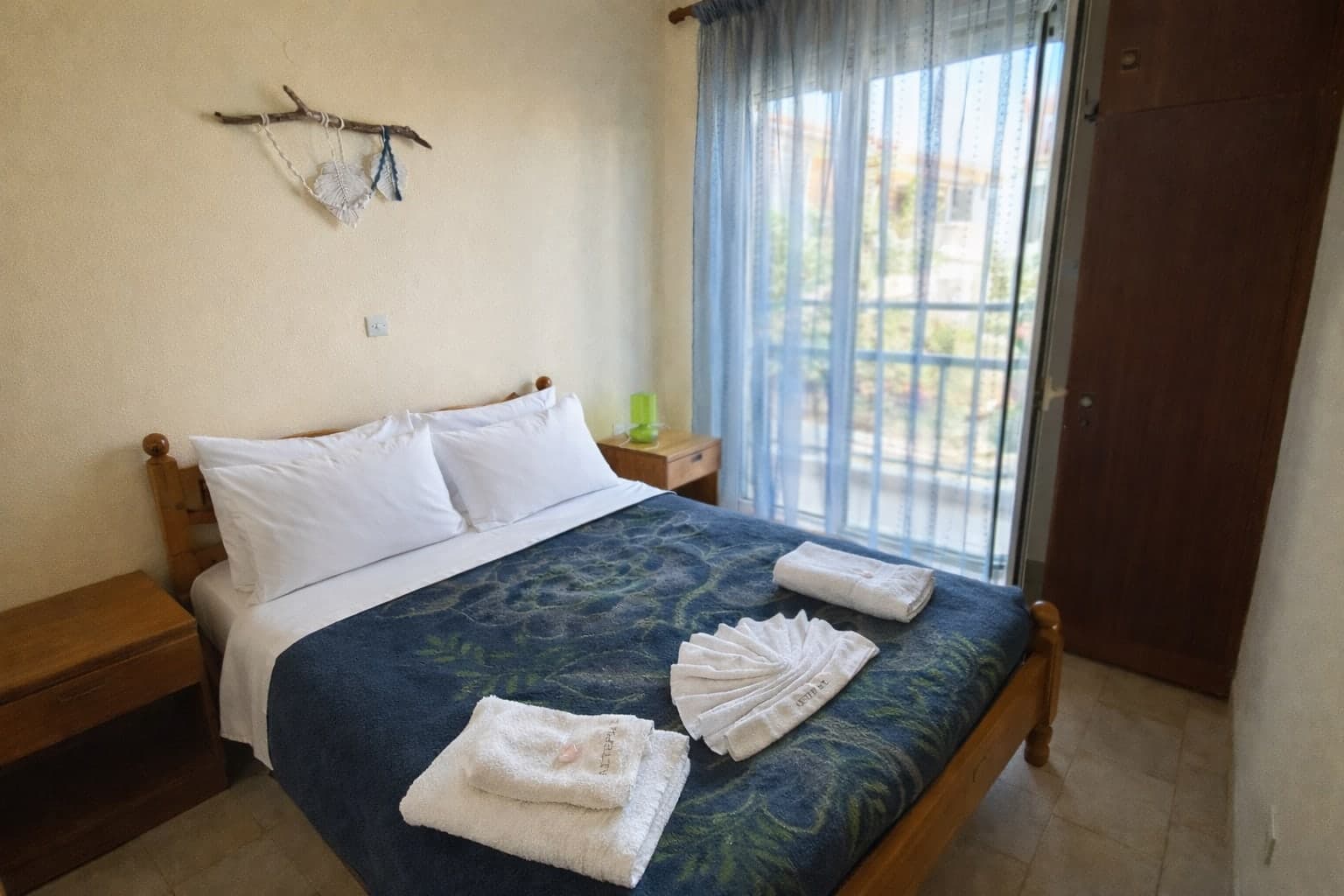 Olivenhain-Apartment 8 — Asterias Ferienwohnungen in Koronisia, Arta